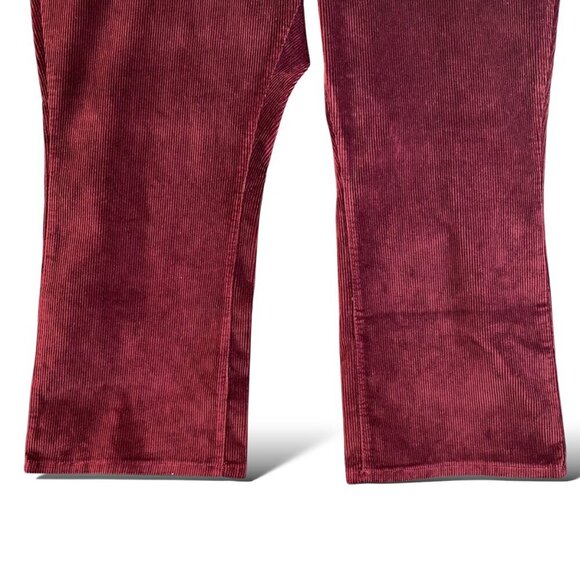 Universal Thread Corduroy High Rise Bootcut Pants Womens Size 24 Berry Red NEW - Picture 4 of 15